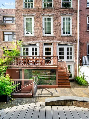 Rented by Sotheby's International Realty | media 40