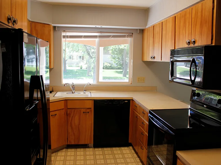 1309 Legeros Dr — Photo 7