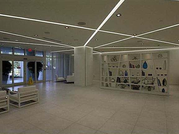 2nd image of 4250 Biscayne Blvd APT 1023