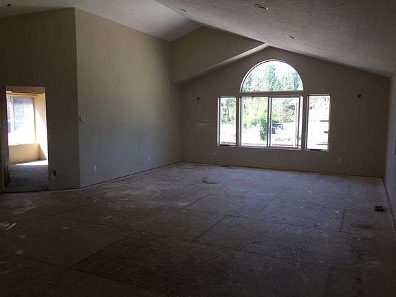 5th image of 9107 S Freeman Dr