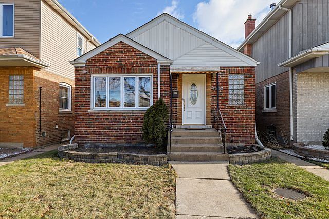 1st image of 6135 S McVicker Ave