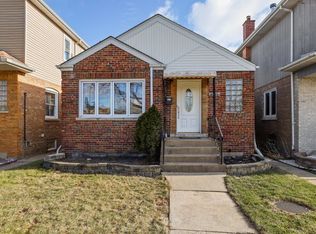 6135 S McVicker Ave, Chicago, IL 60638
