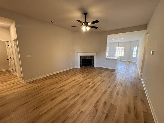 2nd image of 2346 Julianna Dr