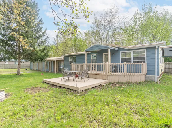 11043 Walnut St, Lakeview, OH 43331