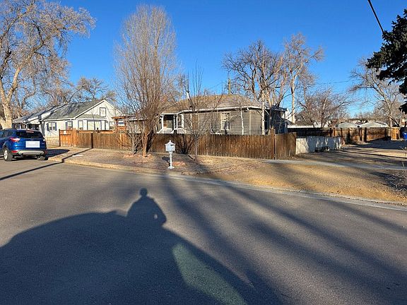 2nd image of 652 Lake Ave