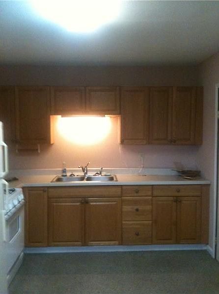 2nd image of 265 W Loyola Dr