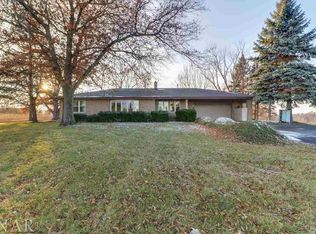 25790 Hospelhorn Ln, Hudson, IL 61748