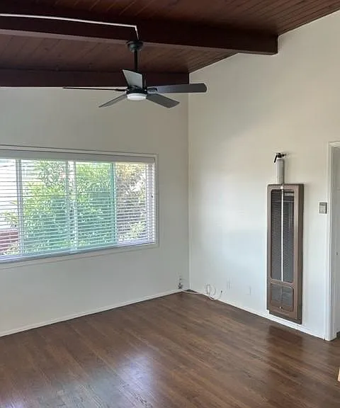 218 Newport Ave #B — Photo 3