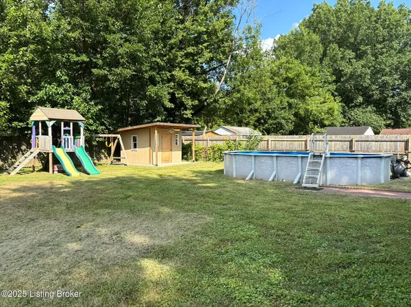 4001 Britt Ln, Louisville, KY 40219