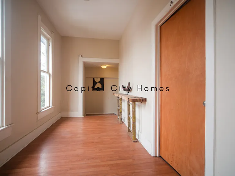 1315 Shelby St #201 — Photo 3