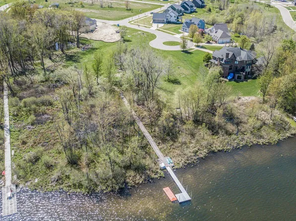 14265 Wright Dr, Linden, MI 48451