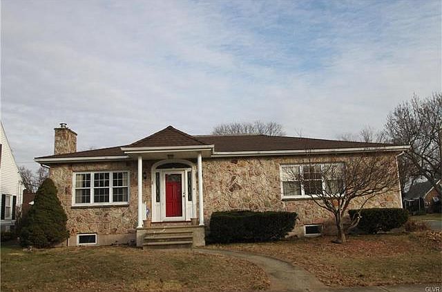 1st image of 2104 Worthington Ave