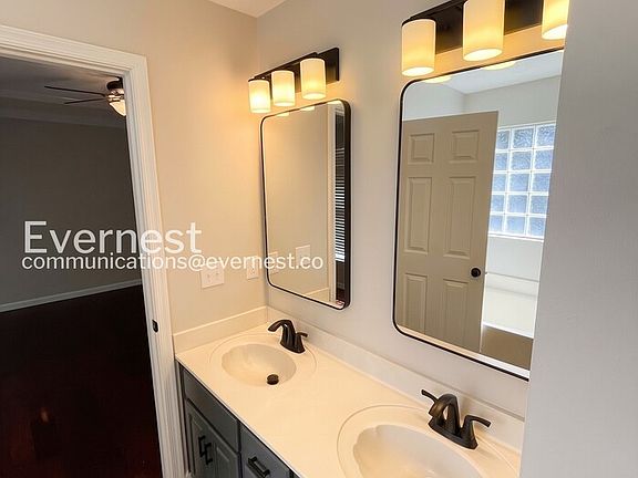 5th image of 2137 Maynard Ct