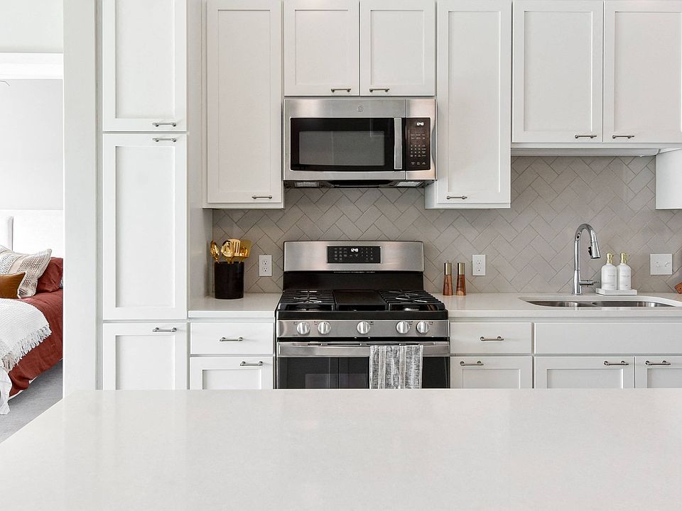 Stainless steel appliances at The Hallon luxury apartments in Hopkins, MN