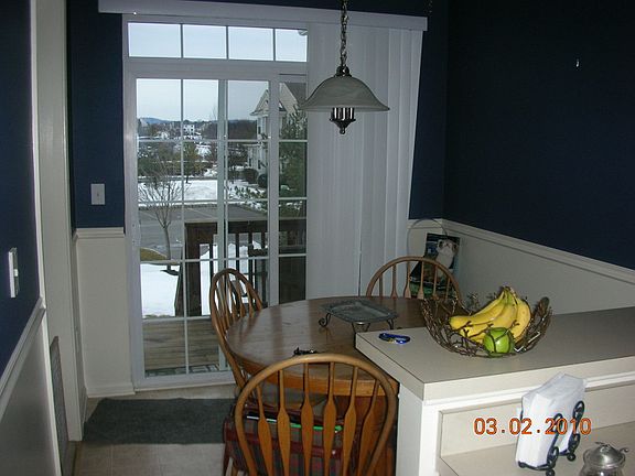 3rd image of 319 Clover Ct