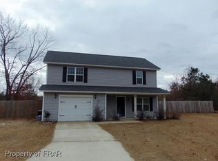 2714 Blossom Rd, Hope Mills, NC 28348