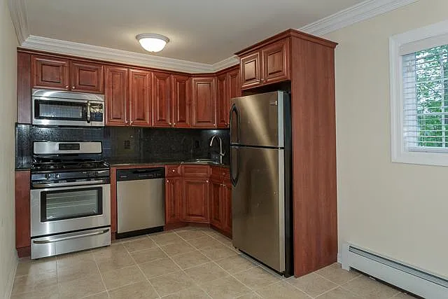 Maple Garden Apartments — Photo 4