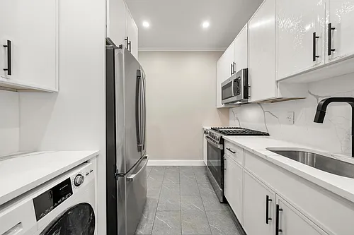 219 Mallory Ave Photo 1