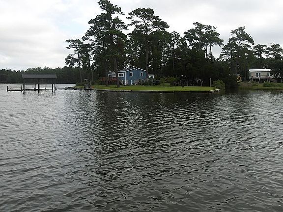 3rd image of 60 Croaker Rd S