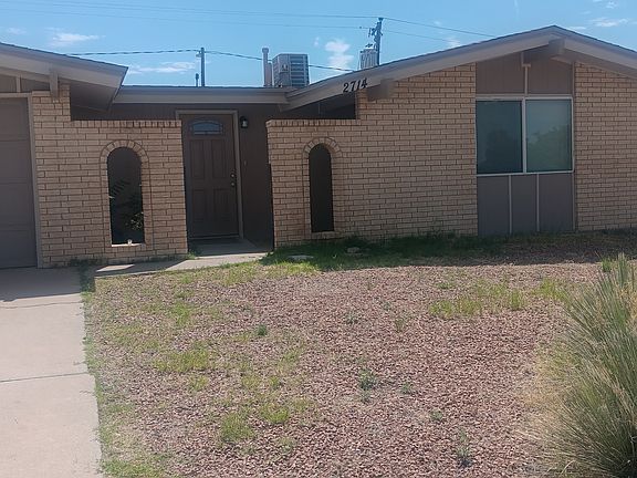 2nd image of 2851 Lake Valley Ave