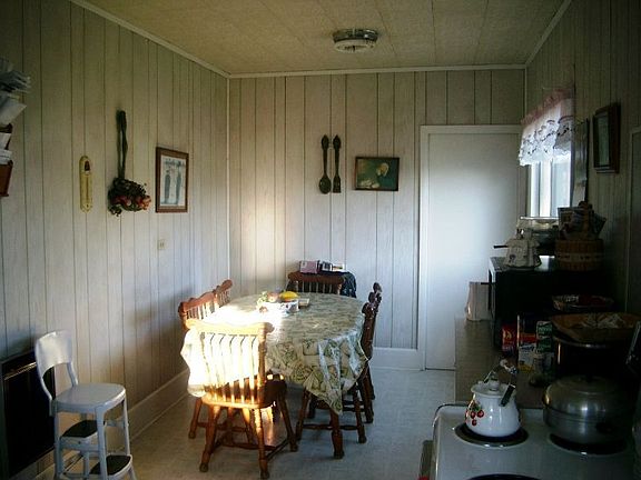 4th image of 315 Highland Ave