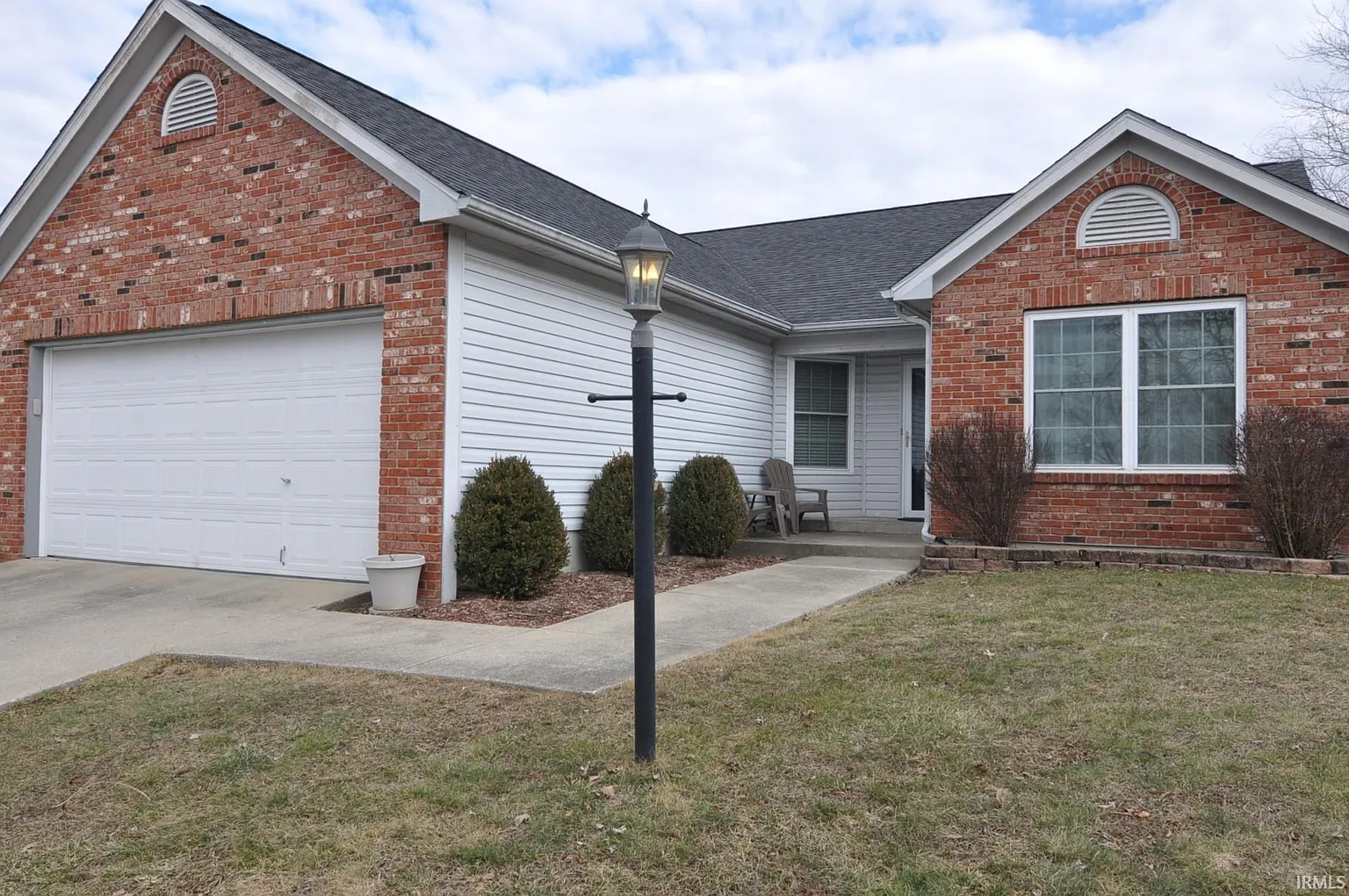 3869 S Bushmill Dr photo 1
