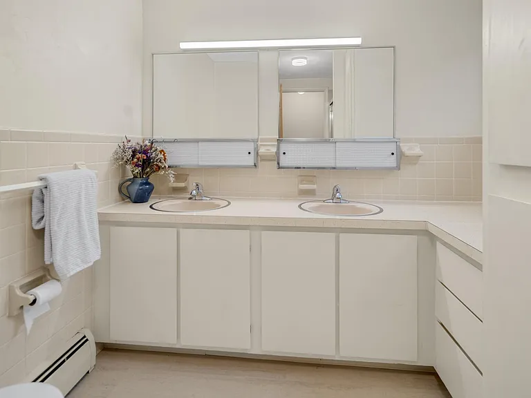 704 Triphammer Rd — Photo 19
