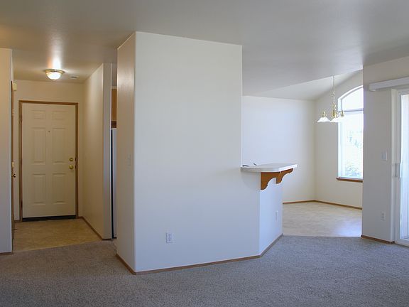 2nd image of 1231 McKittrick St Unit 3