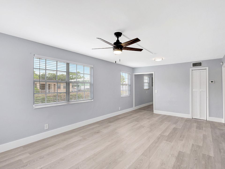 1st image of 549 21st Street