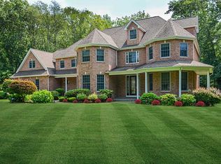 133 White Birch Cir, Scituate, RI 02831