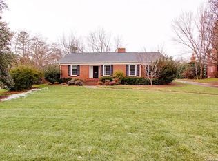 1400 Ferncliff Rd, Charlotte, NC 28211