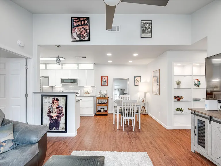 2412 Thornton Rd #B — Photo 11