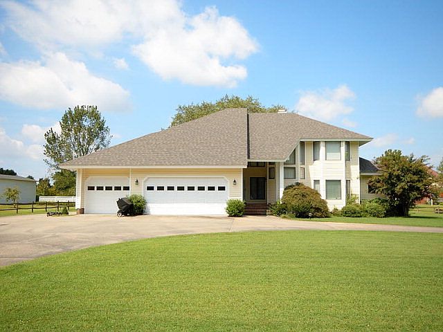 1st image of 111 Cassedale Dr