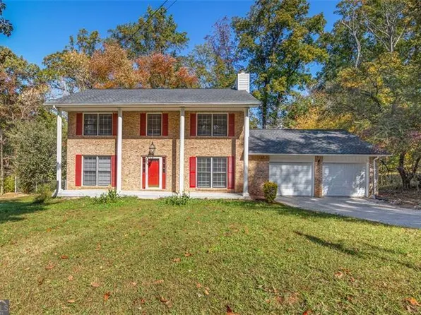 4650 Randalwood Dr, Stone Mountain, GA 30083