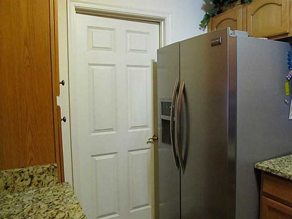 5th image of 6239 Amber Creek Ln