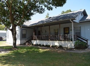 5329 First St., Chandler, TX 75758