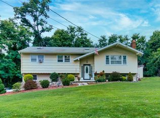 19 Mechanic St, Carmel, NY 10512
