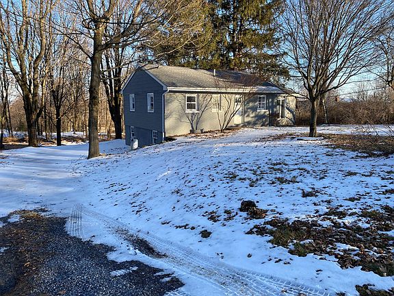 2nd image of 102 Barbara Dr