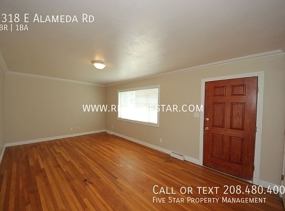 2nd image of 1318 E Alameda Rd