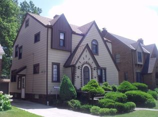 3303 W 157th St, Cleveland, OH 44111