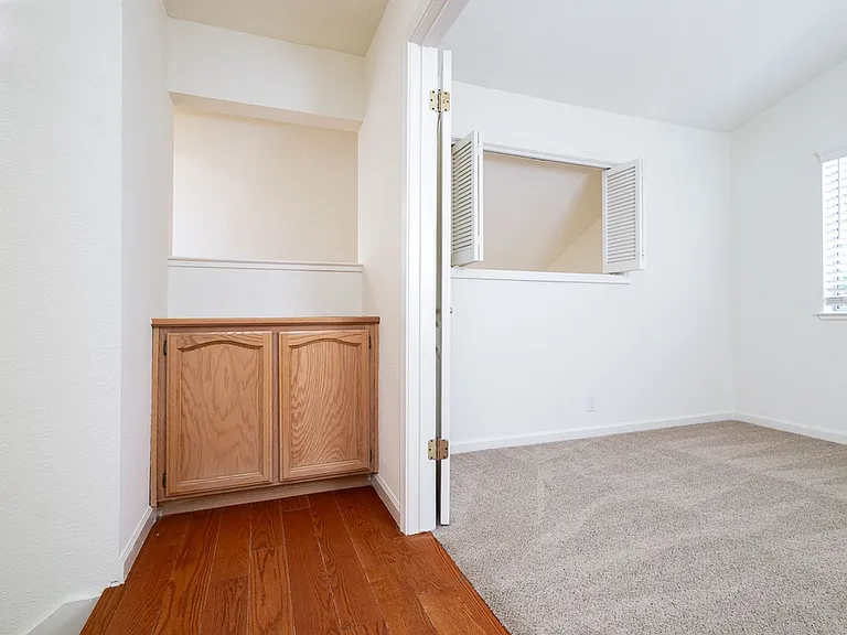 131 Royalton Cir — Photo 18
