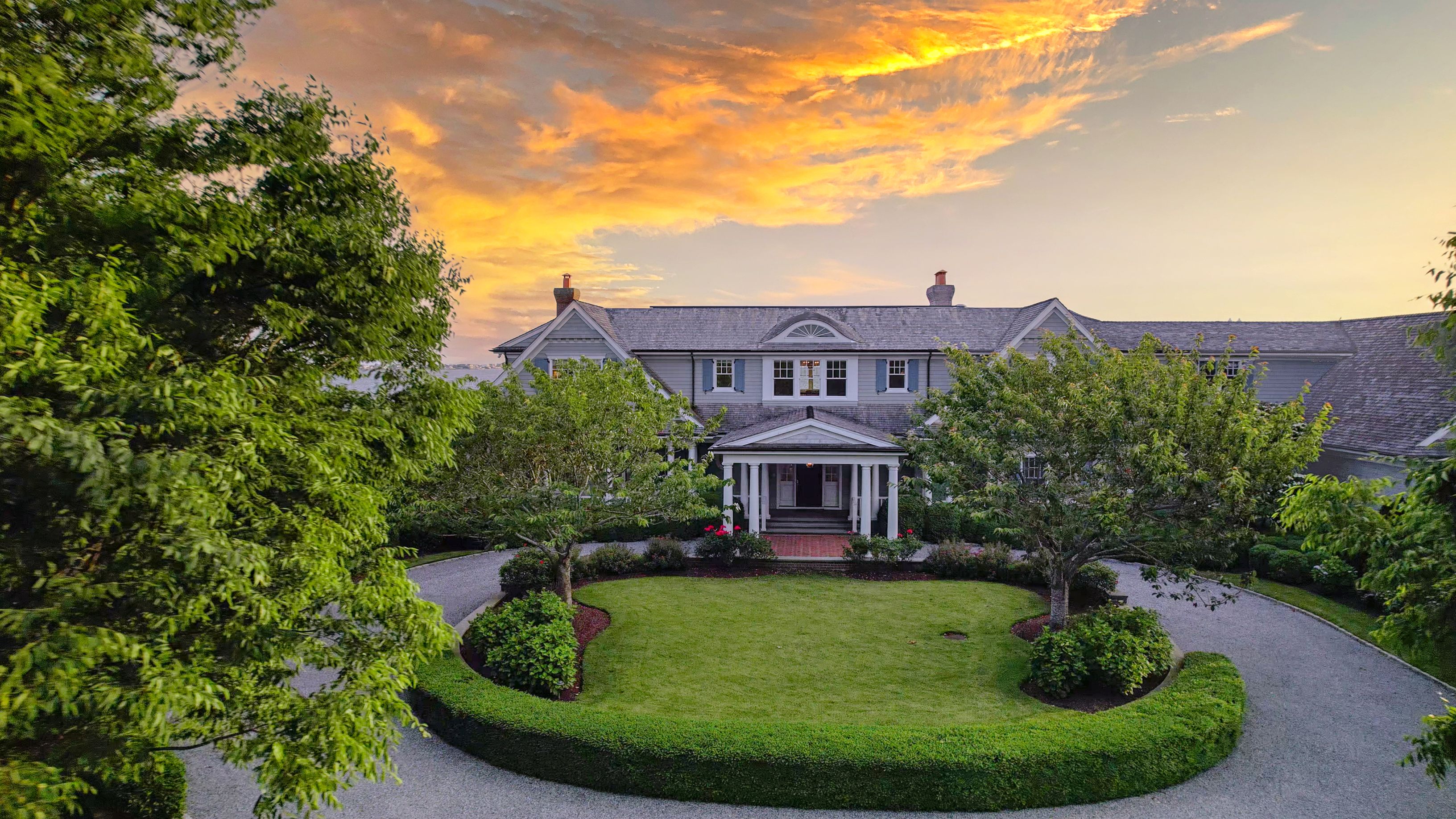 59 Shore Rd, Westhampton, NY 11977 Out East