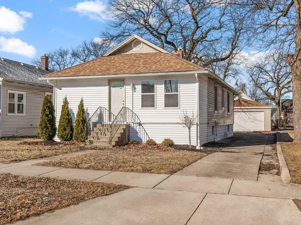 6852 California Ave, Hammond, IN 46323