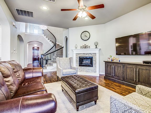 4_6812-gallatin-st-mckinney-tx-High-Res-7.jpg