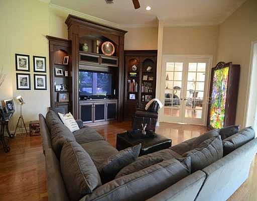 5th image of 1452 Holts Grove Cir