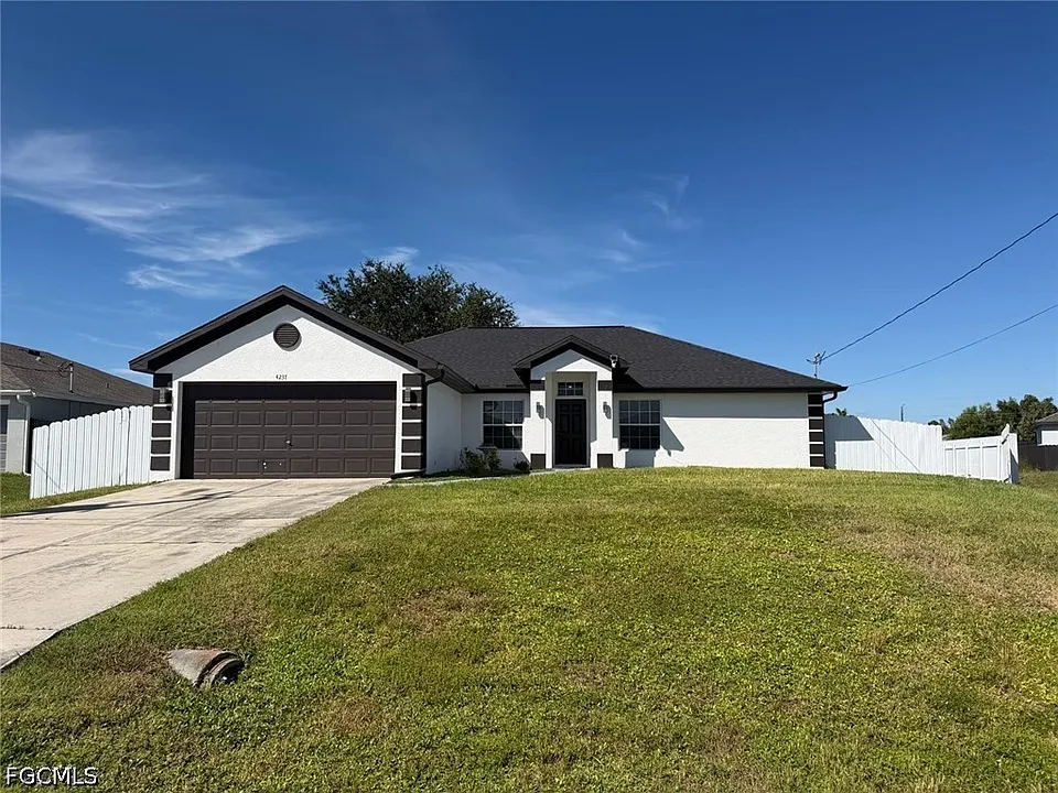 4237 NE 19th Ave