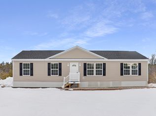 29 Margarets Way, Ossipee, NH 03864