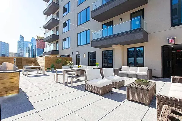 Rented by Modern Spaces | media 3