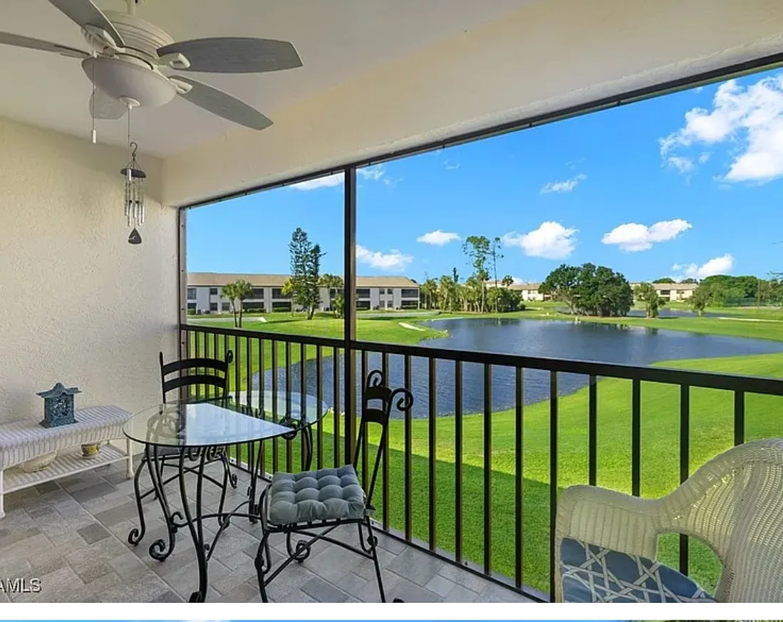 2 bed, 918 sqft, $3,200 — Photo 2
