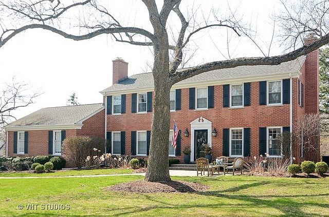 1st image of 744 S Country Dr
